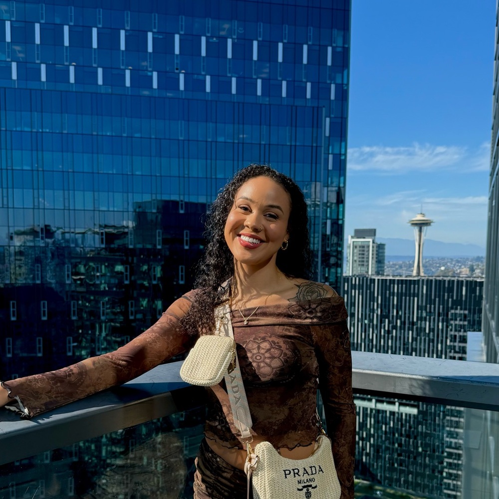 Meet your Posher, Jasmyne